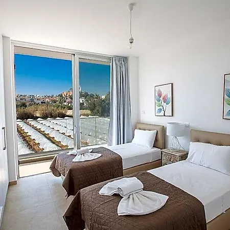 Prol19, Beautiful 3bdr With Pool, Close To Fig Tree Bay 3*