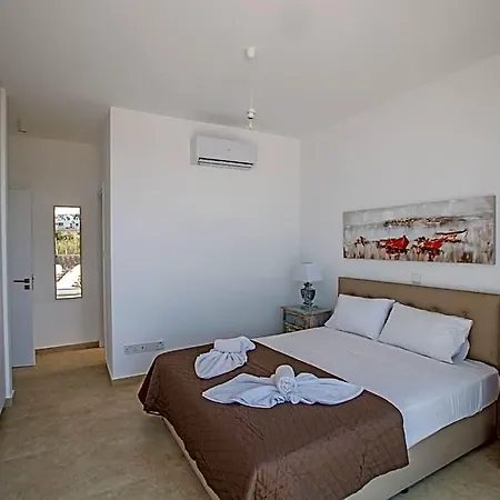 Hotel Prol19, Beautiful 3bdr With Pool, Close To Fig Tree Bay Protaras