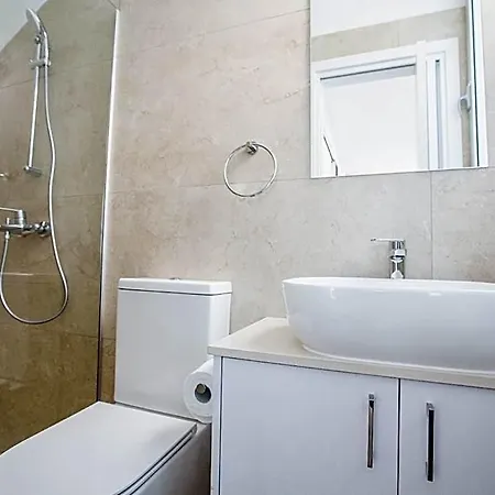 מלון Prol19, Beautiful 3bdr With Pool, Close To Fig Tree Bay 3*